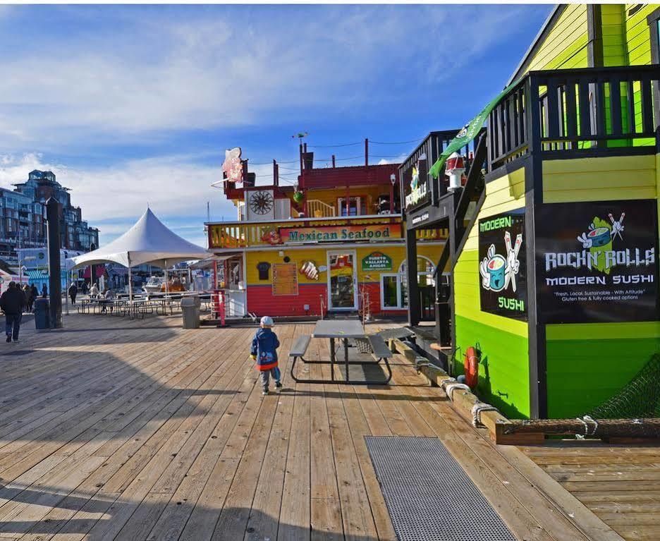 Fisherman'S Wharf Bed & Breakfast Victoria Buitenkant foto