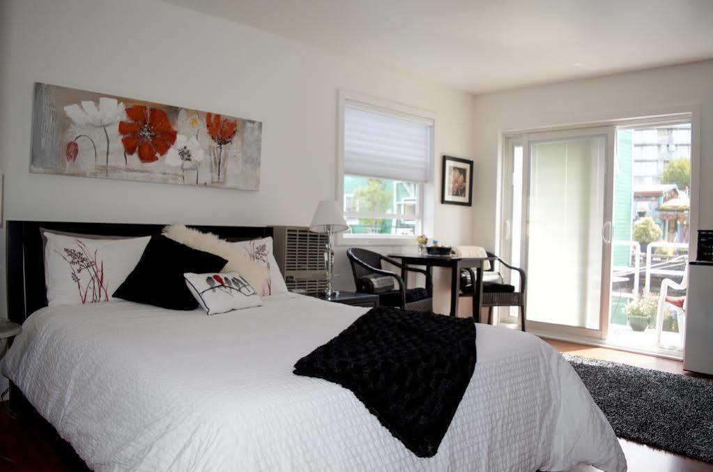 Fisherman'S Wharf Bed & Breakfast Victoria Buitenkant foto